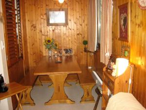 Appartement La Clusaz, 2 pièces, 6 personnes - FR-1-459-16の見取り図または間取り図