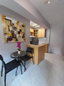 Afbeelding uit fotogalerij van R.4-4 Lindo estudio ejecutivo en área turística. in Panama-Stad