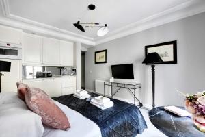 Fotografia z galérie ubytovania Charming studio - 1BR-2P - Louvre Rivoli v Paríži
