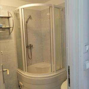 Kúpeľňa v ubytovaní Apartment in Privlaka with sea view, terrace, air conditioning, WiFi 3591-2