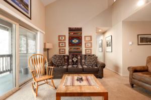 Χώρος καθιστικού στο SNOW FLOWER 159 condo