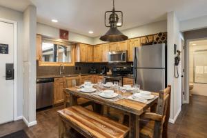 Η κουζίνα ή μικρή κουζίνα στο SNOW FLOWER 032 condo