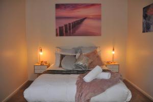 Ένα ή περισσότερα κρεβάτια σε δωμάτιο στο Shai Beau +10 φωτογραφίες