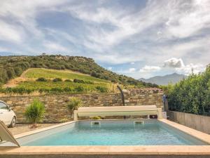 En generel udsigt til bjerge eller udsigt til bjerge taget fra feriehuset