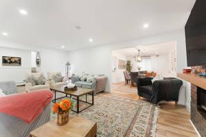 Istumisnurk majutusasutuses Luxury Home In Burnaby/Metrotown/SFU