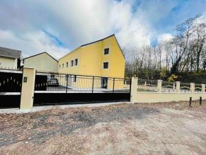 Budova, v ktorej sa apartmán nachádza