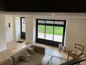Zdjęcie z galerii obiektu Belle maison en pierre avec jardin clos, 3 chambres, près de Périgueux, idéale pour famille - FR-1-616-277 w mieście Boulazac