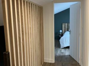 Zdjęcie z galerii obiektu Belle maison en pierre avec jardin clos, 3 chambres, près de Périgueux, idéale pour famille - FR-1-616-277 w mieście Boulazac
