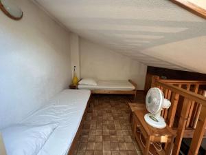 Posteľ alebo postele v izbe v ubytovaní Pavillon à Petit Prix, Piscine et Terrasse, Proche Plage à Valras-Plage - FR-1-701-31