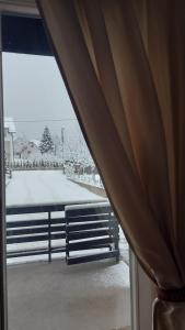 Idealna kuća za odmor, Pale v zimě