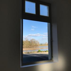 Foto dalla galleria di Logis Escale - grand gîte, piscine a Trèves-Cunault
