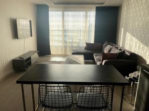 Kép Luxury 2 Room Suite Apartment With Seaview In Center szállásáról Isztambulban a galériában