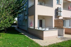 Budova, v ktorej sa apartmán nachádza