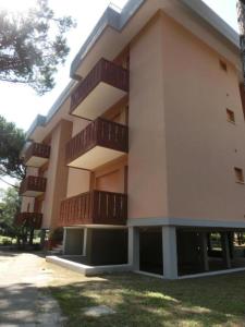 The building in which Az apartmant is located
