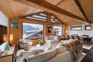 Χώρος καθιστικού στο Luxurious Chalet in Verbier