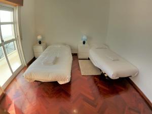 Imagem da galeria de Sintra T3 duplex w magnificent views and balcony in Tapada das Mercês em Algueirão