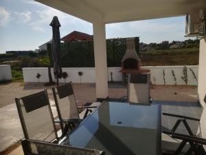 Balkón nebo terasa v ubytování Apartmani Valuna