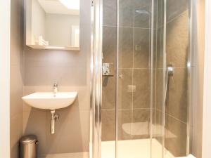 Ένα μπάνιο στο Bruach +28 φωτογραφίες