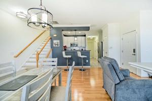 Galeriebild der Unterkunft 24 Mi to Washington DC Woodbridge Condo in Woodbridge + 27 Fotos