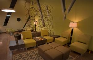 Posezení v ubytování Malana Hotels & Suites