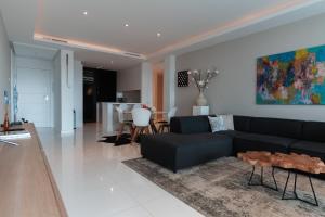 Posedenie v ubytovaní NOBBLE apartment Atalaya Hills
