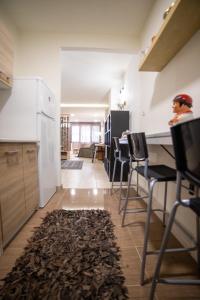 Kuchyňa alebo kuchynka v ubytovaní Maison d' Alice 1
