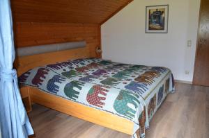 Giường trong phòng chung tại Seehof Royer