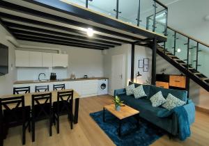 Kuchyňa alebo kuchynka v ubytovaní Hugo VIP Apartments