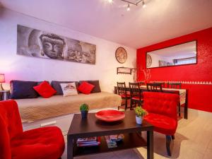 Posedenie v ubytovaní Confort et Praticité : Appartement 4 Pers. à St-Lary Village, Proche Commerces et Téléphérique - FR-1-296-455