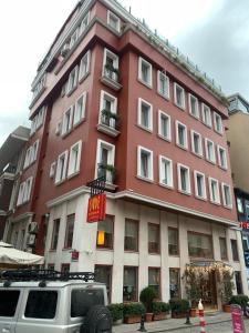 Budova, kde se hotel nachází