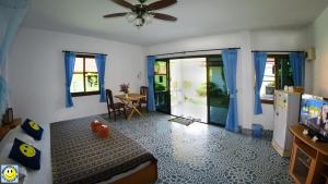 Gallery image of Smile House & Pool in Rawai Beach