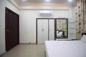 Afbeelding uit fotogalerij van 202 rust spectrum resort hotel in Udaipur