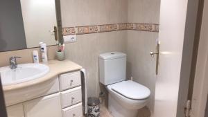 Kúpeľňa v ubytovaní Piso Gavina Palamos