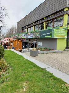 Budova, kde se apartmán nachází