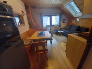 Posezení v ubytování Almhaus Blümel