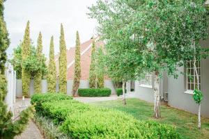 Φωτογραφία από το άλμπουμ του Private luxurious 3 bedroom complete house στο Μπλουμφοντέιν