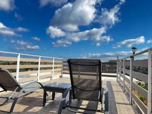 A balcony or terrace at Chrispa's House