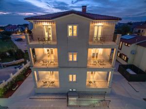 Budova, kde se apartmán nachází