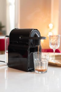 Posezení v ubytování The Grande Kaßberg Apartment - Balkon, Netflix, Nespresso, Zentral