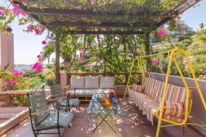 Balkon lub taras w obiekcie Modern Villas with gardens and stunning views