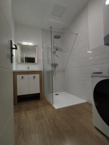 Fotografia z galérie ubytovania Bel appartement 6 personnes - Proche toutes commodités v destinácii Toulon