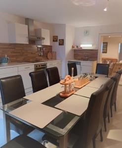 Kuchnia lub aneks kuchenny w obiekcie Landhaus Lindner Appartements