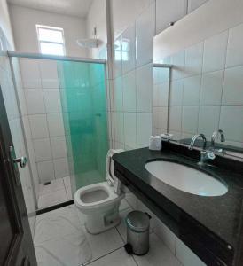 A bathroom at Carajas Hotel
