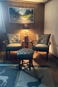 Posezení v ubytování Chalet Wildalpen (in Ruhelage & mit Wellness)
