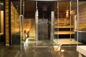 Koupelna v ubytování Apartmány a Wellness VMAL