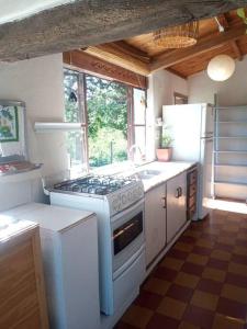 Η κουζίνα ή μικρή κουζίνα στο Finca El Pacará