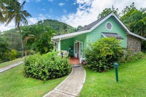Jardín al aire libre en East Winds St. Lucia- All Inclusive