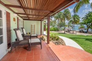 Jardín al aire libre en East Winds St. Lucia- All Inclusive
