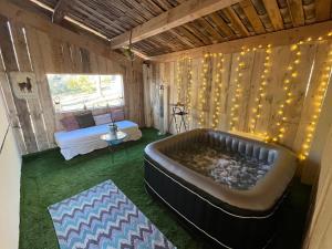 Ruang duduk di Maison Callas - Villa Margerette +11 gambar