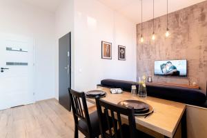 Telewizja i/lub zestaw kina domowego w obiekcie Ottimo Apartamenty Jagiellońska